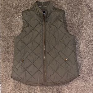 Quilted puffy vest